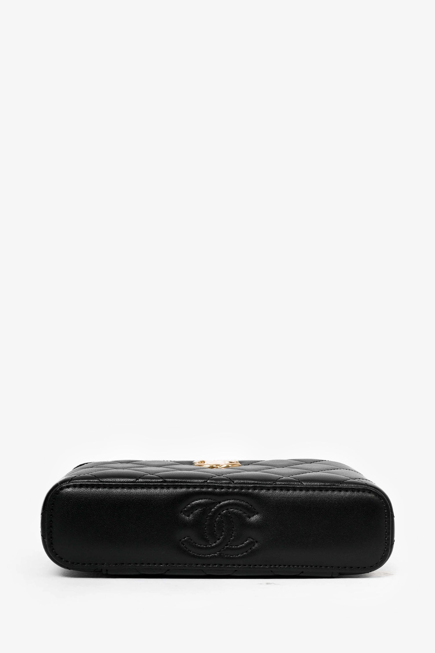 Pre-Loved Chanel 2023 Black Lambskin Pearl CC Vanity Top Handle