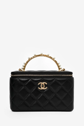 Pre-Loved Chanel 2023 Black Lambskin Pearl CC Vanity Top Handle
