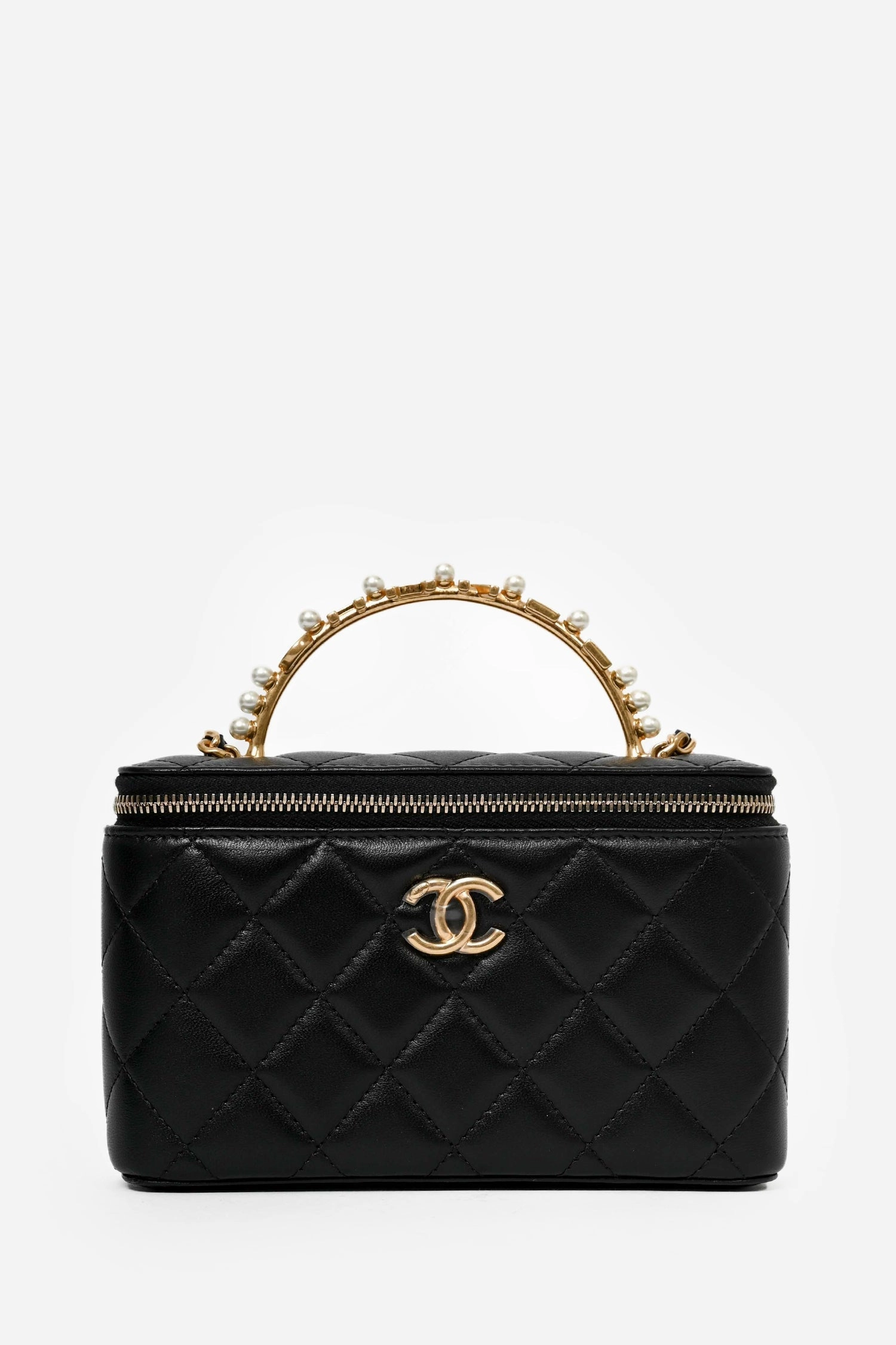 Pre-Loved Chanel 2023 Black Lambskin Pearl CC Vanity Top Handle