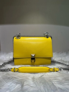 Pre-loved FENDI Yellow Leather Shoulder Crossbody Bag