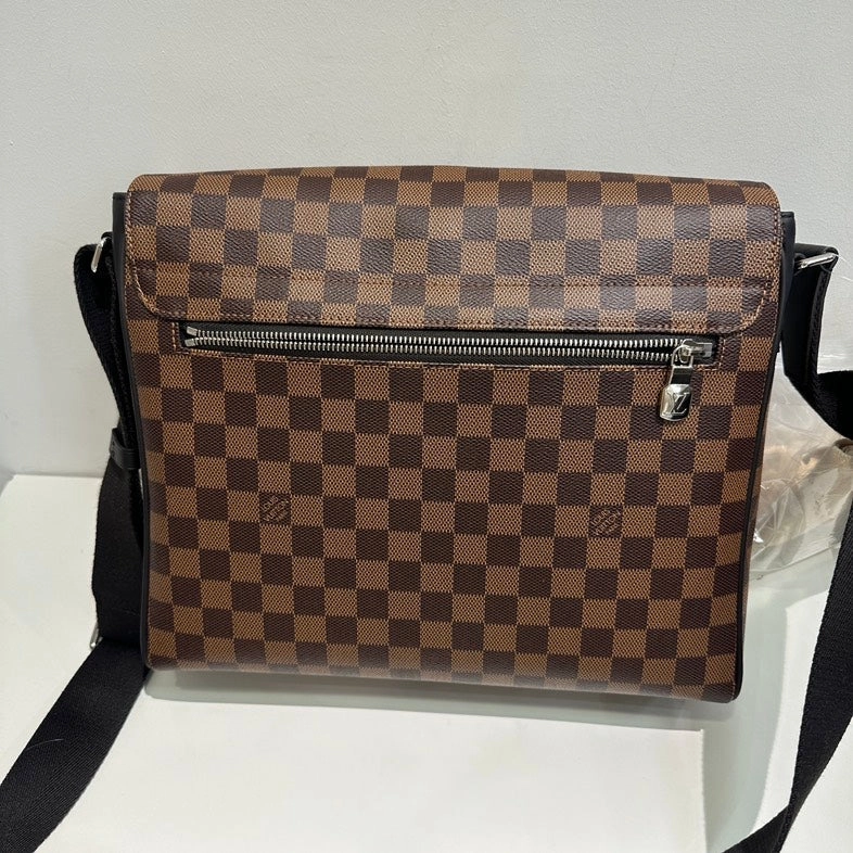 Pre-loved Louis Vuitton Damier Ebene Broadway Messenger Bag Brown Crossbody