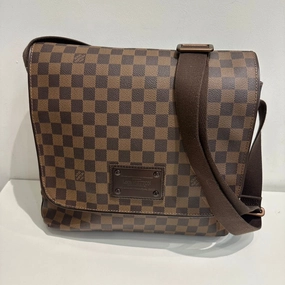 Pre-loved Louis Vuitton Damier Ebene Messenger Crossbody Bag - Brown