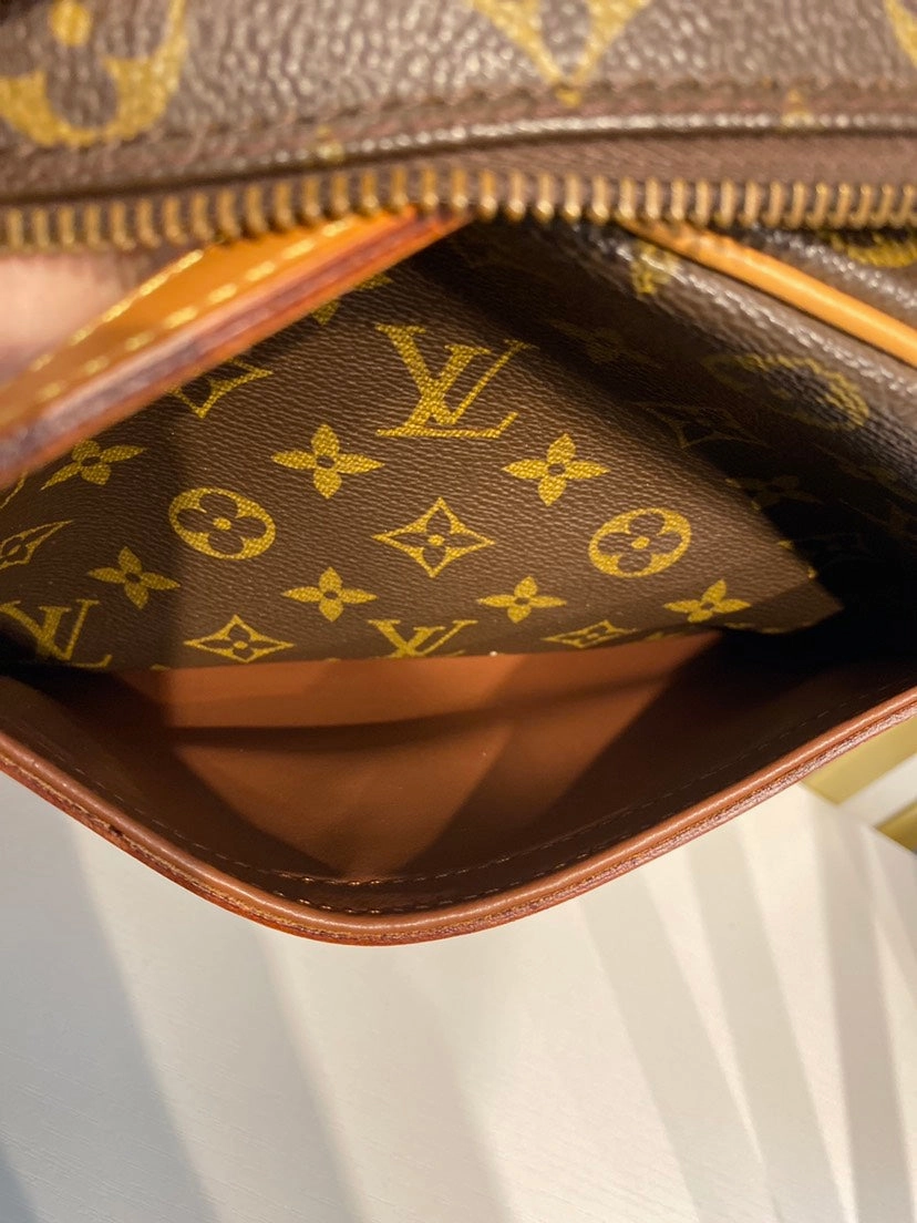 Pre-owned Louis Vuitton Blois Monogram Brown Crossbody Bag - Final Sale