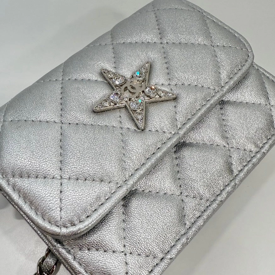 Preloved Chanel Mini Pouch on Chain FM0282 Silver Quilted Leather Crossbody Bag