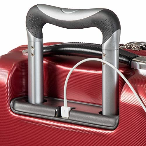 Ricardo Rodeo Drive International Carry-On in Crimson Flash