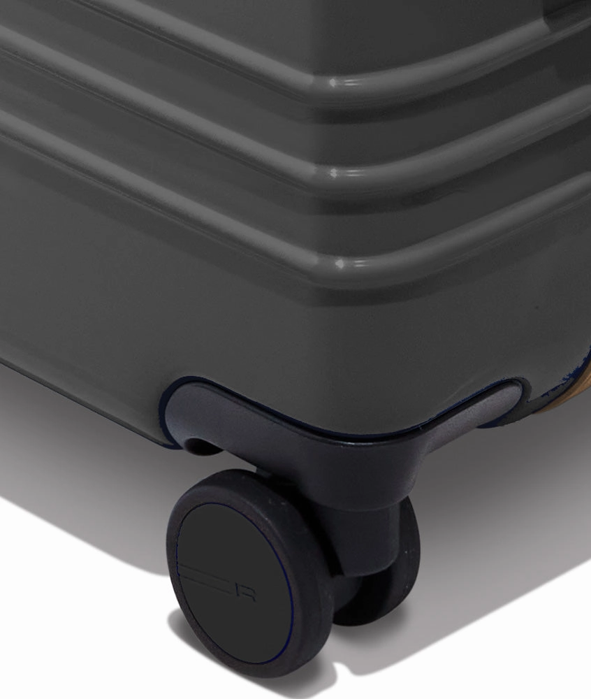 Roam Front Pocket Carry-On Expandable Hardside TSA Approved  Spinner Luggage