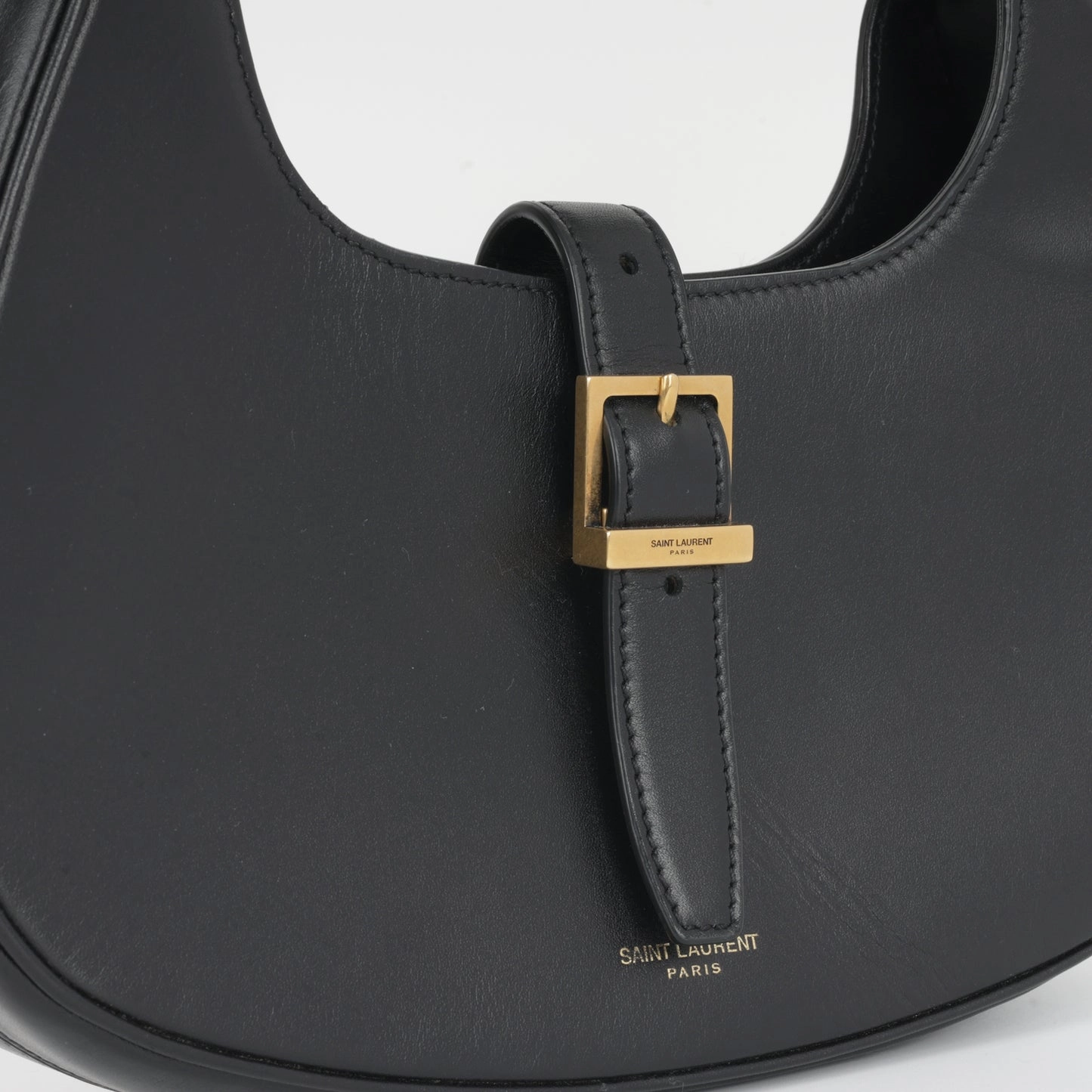 Saint Laurent - Le Fermoir Shoulder Bag - Black Calfskin GHW - pre-loved