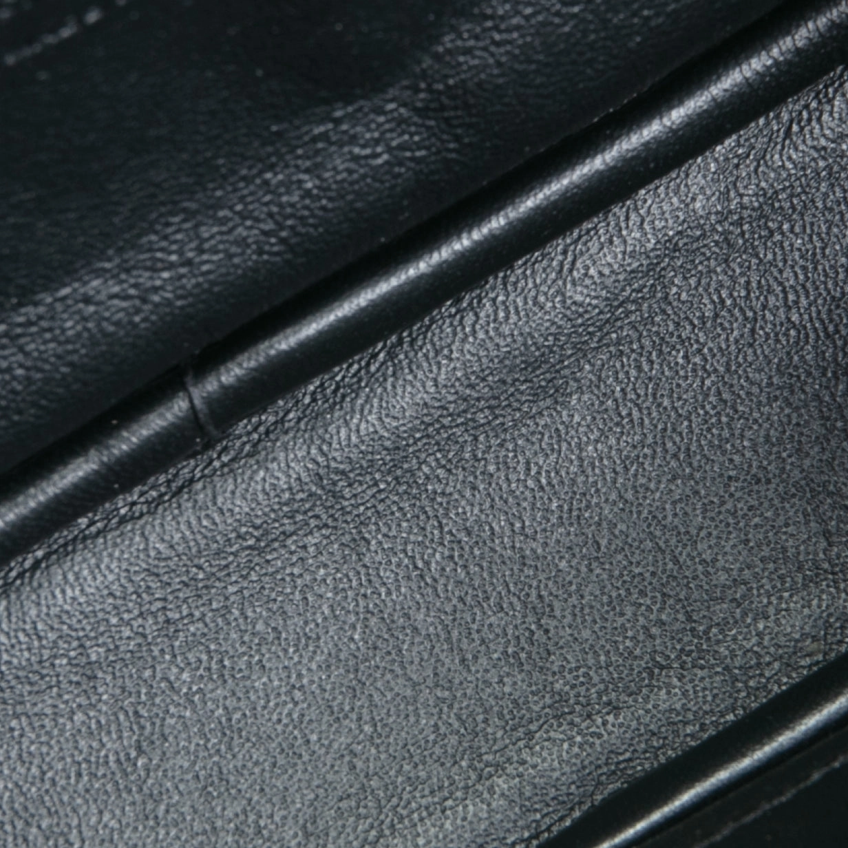 SAINT LAURENT Mini Lou Camera Bag - Black