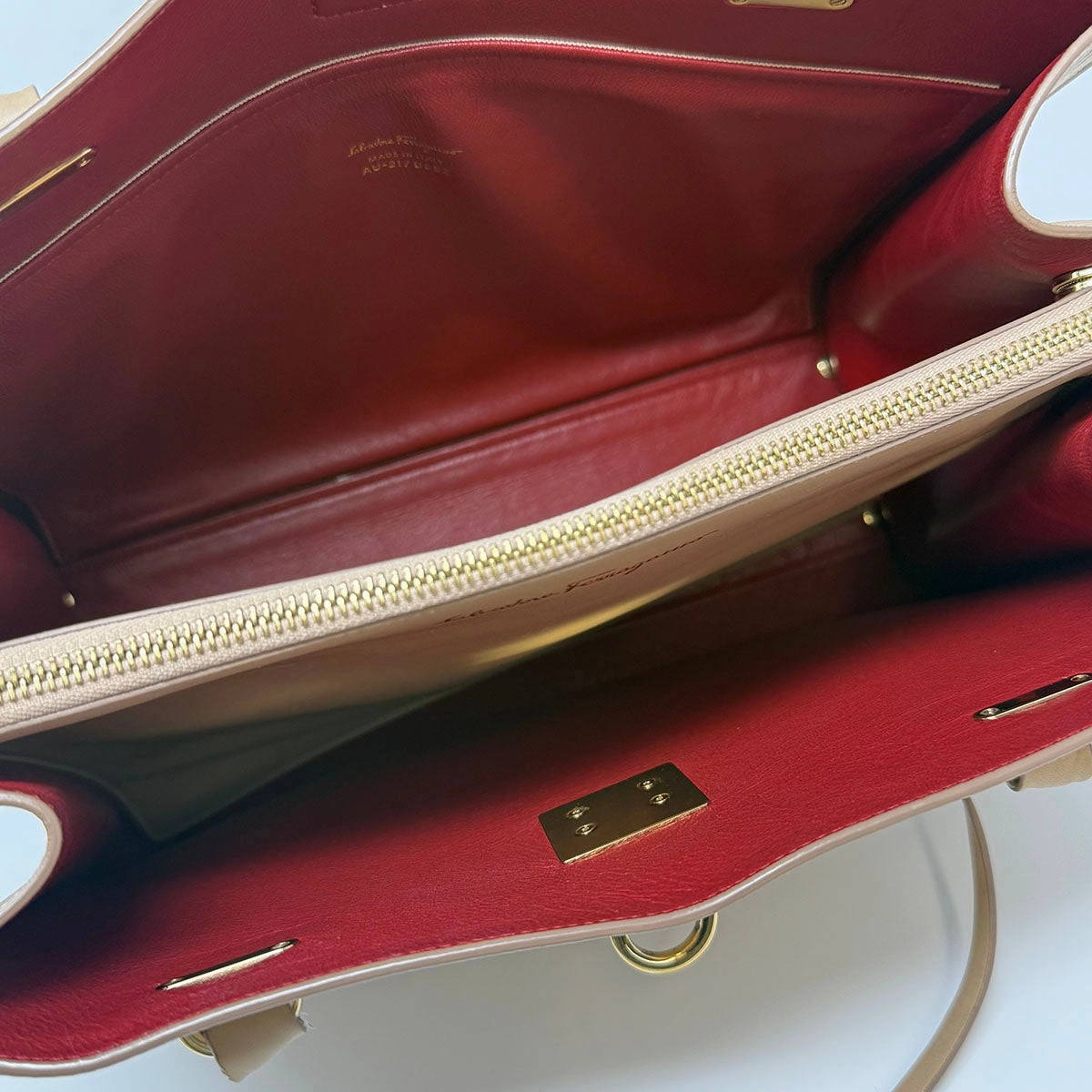 Salvatore Ferragamo Juliette Lock Story Tote