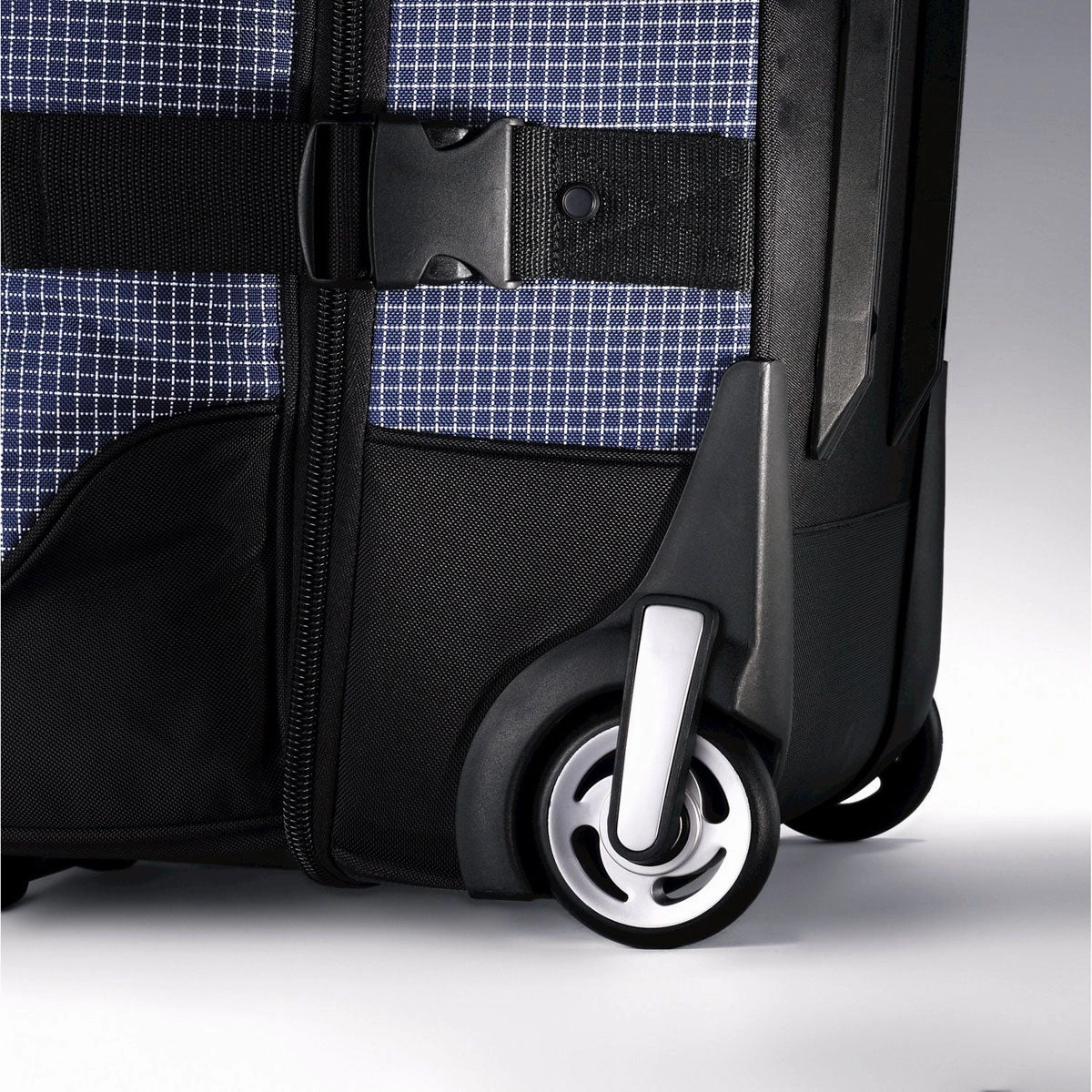 Samsonite Ripstop 26In Wheeled Duffel