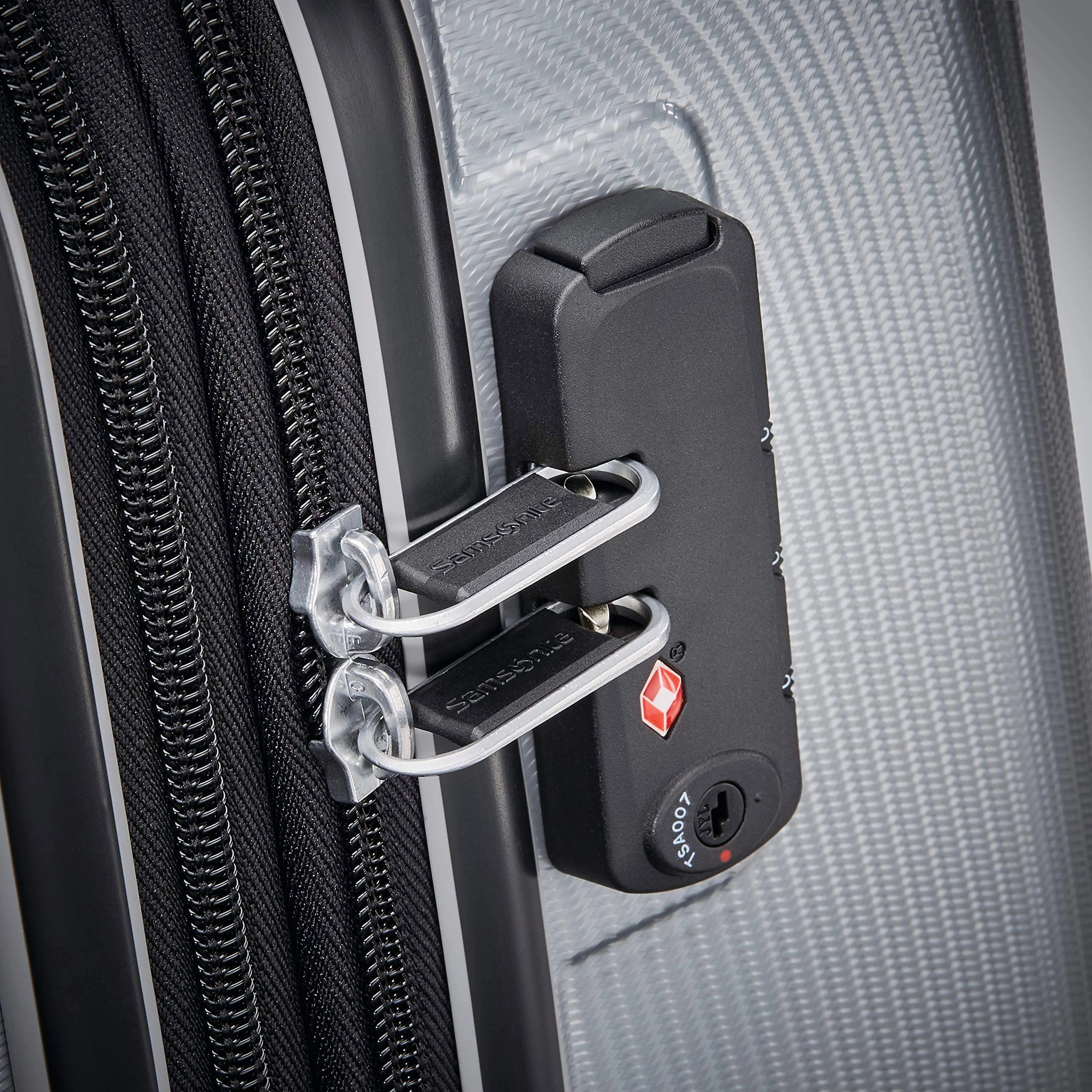 Samsonite Winfield 3 DLX Carry-On 20-Inch 4-Wheel Carry-On Luggage
