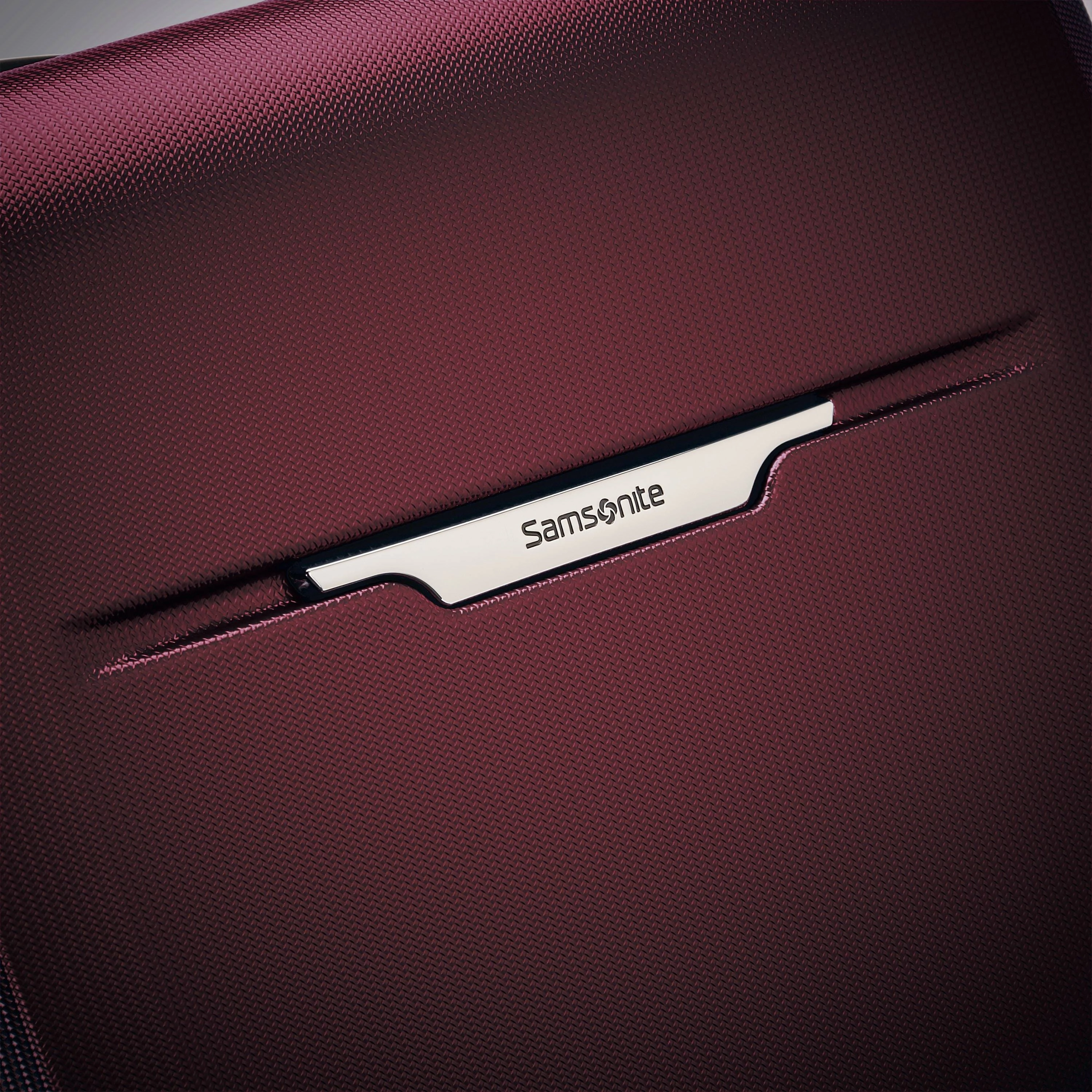 Samsonite Winfield 3 DLX Carry-On 20-Inch 4-Wheel Carry-On Luggage