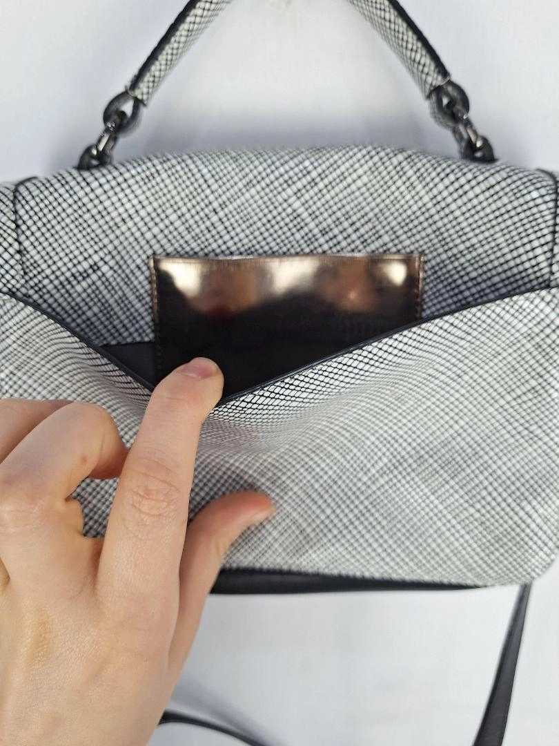 Times Arrow Small Top Handle Lined Bag
