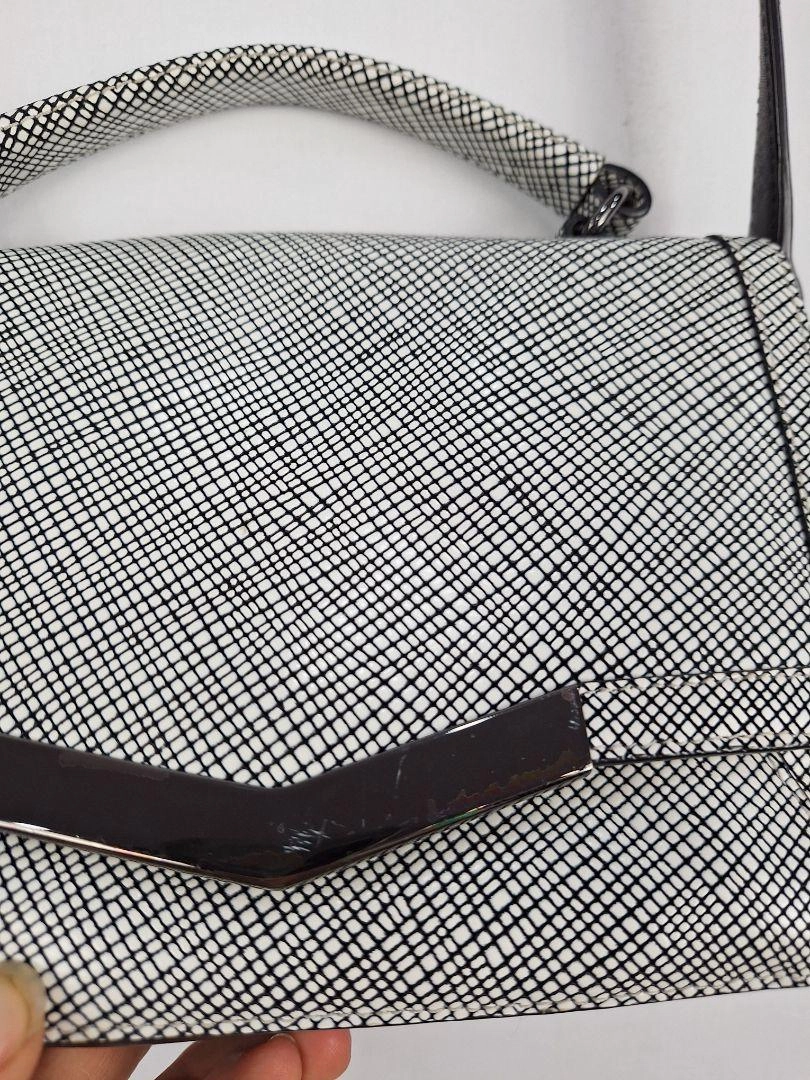 Times Arrow Small Top Handle Lined Bag