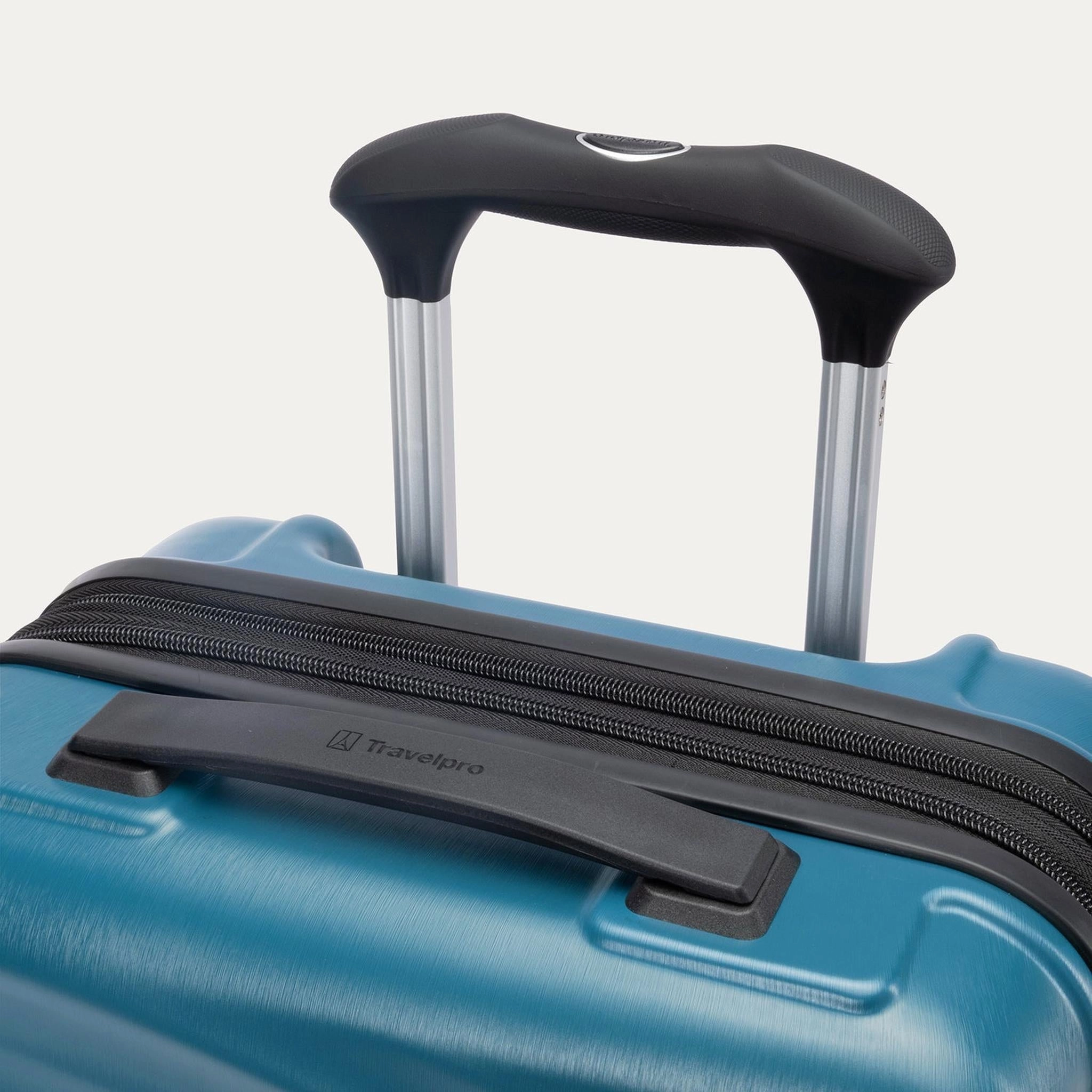 Travelpro Maxlite Air V2 Carry-on Expandable Spinner