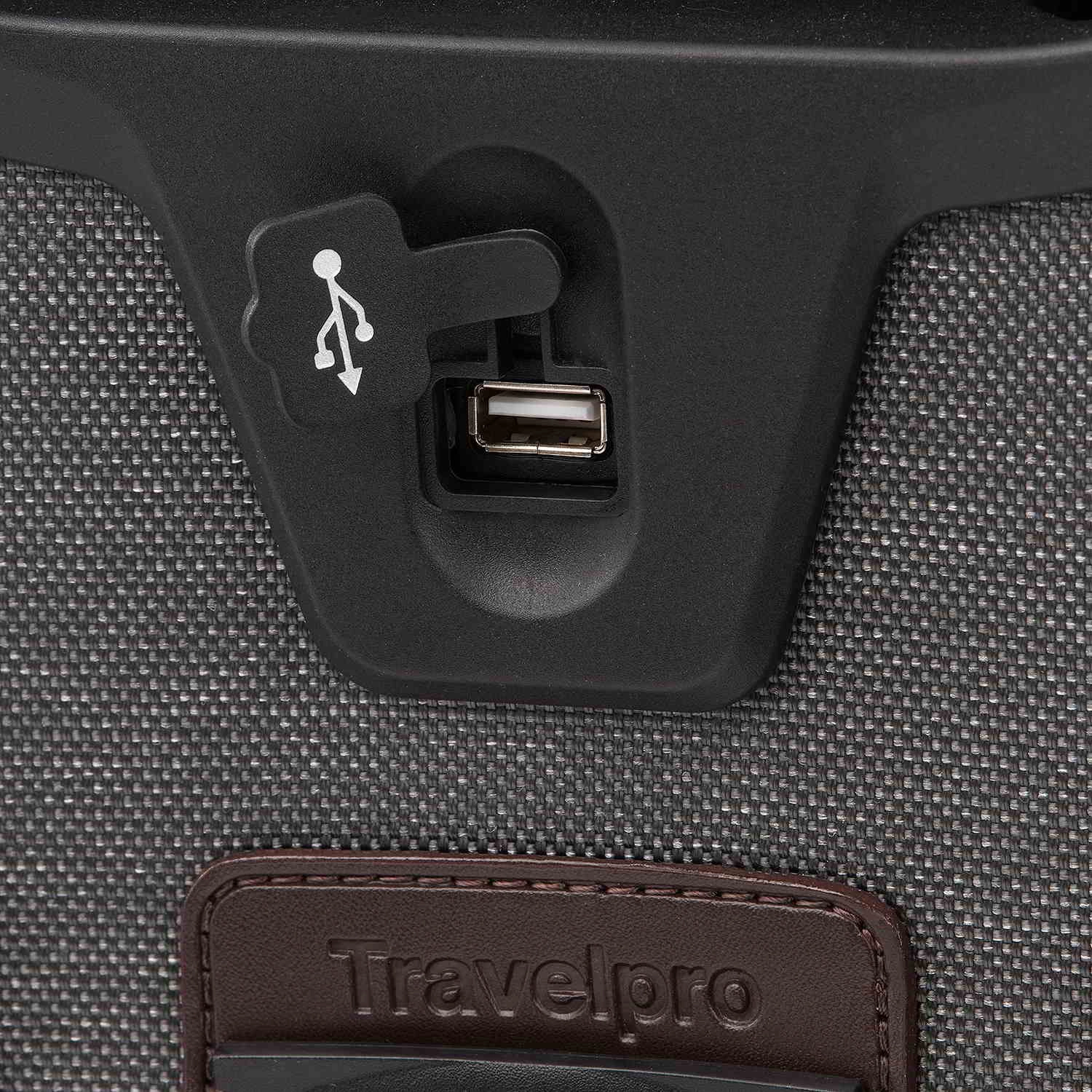 Travelpro Platinum Elite 21 Expandable Carry-On Spinner