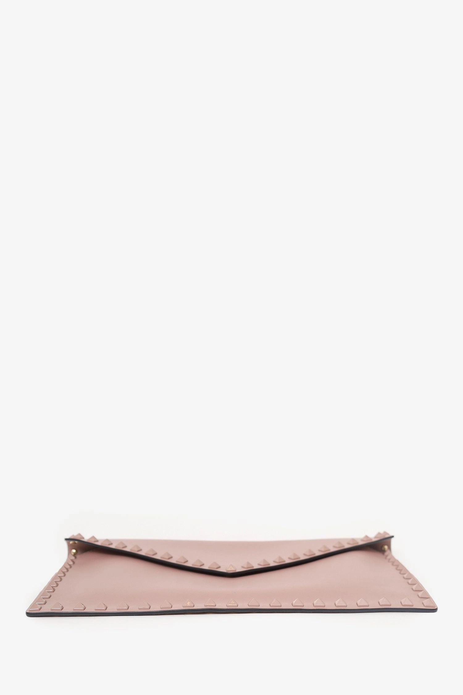 Valentino Garavani Nude Rockstud Leather Large Envelope Clutch