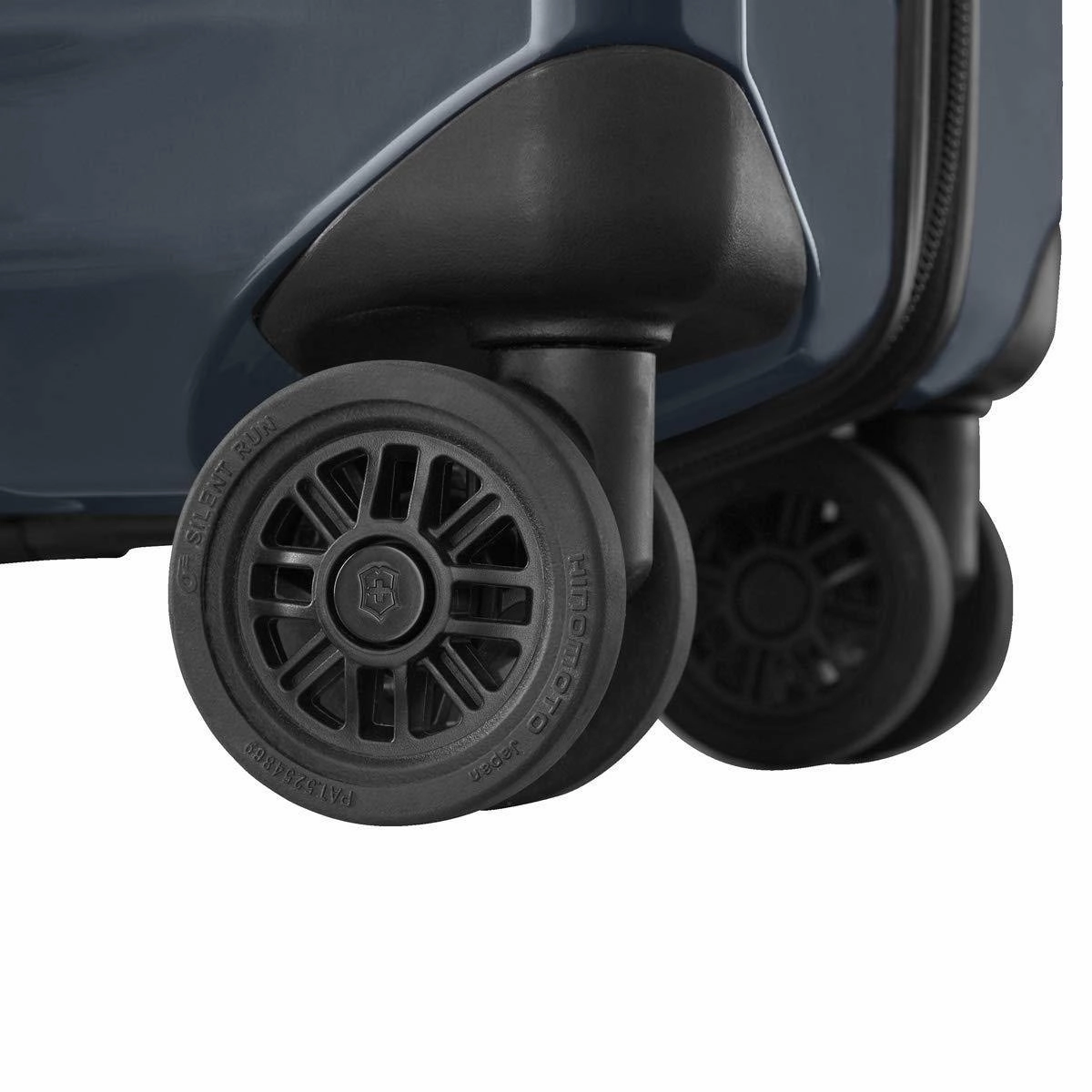 Victorinox Airox Frequent Flyer Plus 4-Wheel Carry-On Luggage
