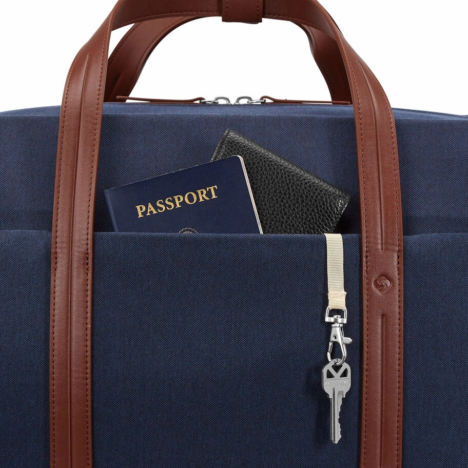 VIRTUOSA WHEELED DUFFEL