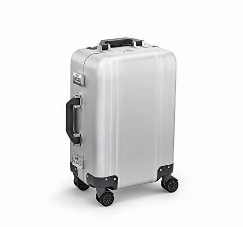 Zero Halliburton Classic Aluminum 2.0 Carry On Spinner Luggage (SILVER)