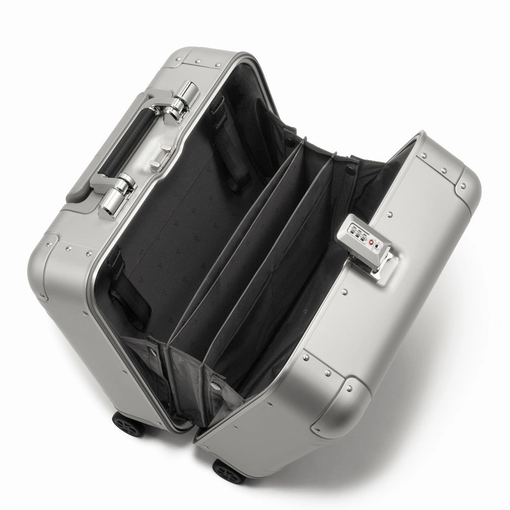 Zero Halliburton Classic Aluminum Business Case