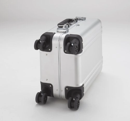 Zero Halliburton Classic Aluminum Carry On 4 Wheel Spinner Travel Case, Silver, One Size