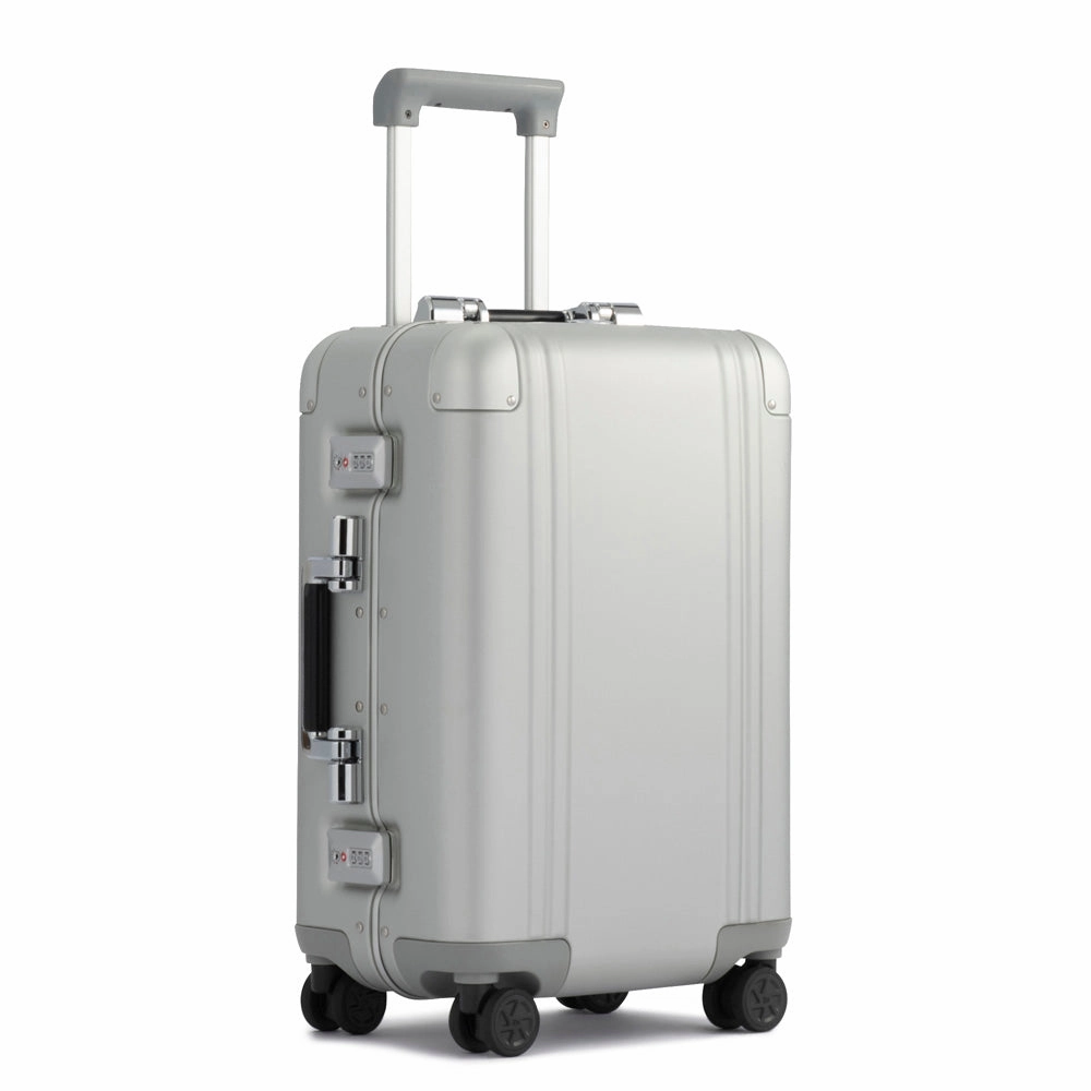 Zero Halliburton Classic Aluminum International Carry on