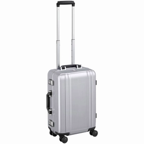 Zero Halliburton Classic Polycarbonate 2.0 19In Carry On 4-Wheel Spinner