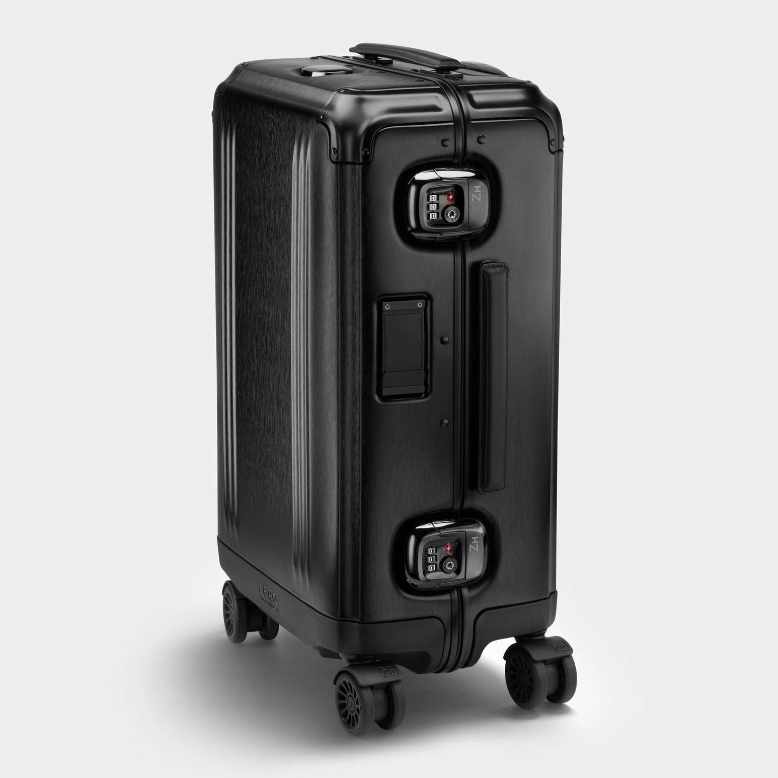 Zero Halliburton Pursuit Aluminum Continental Carry-On Case