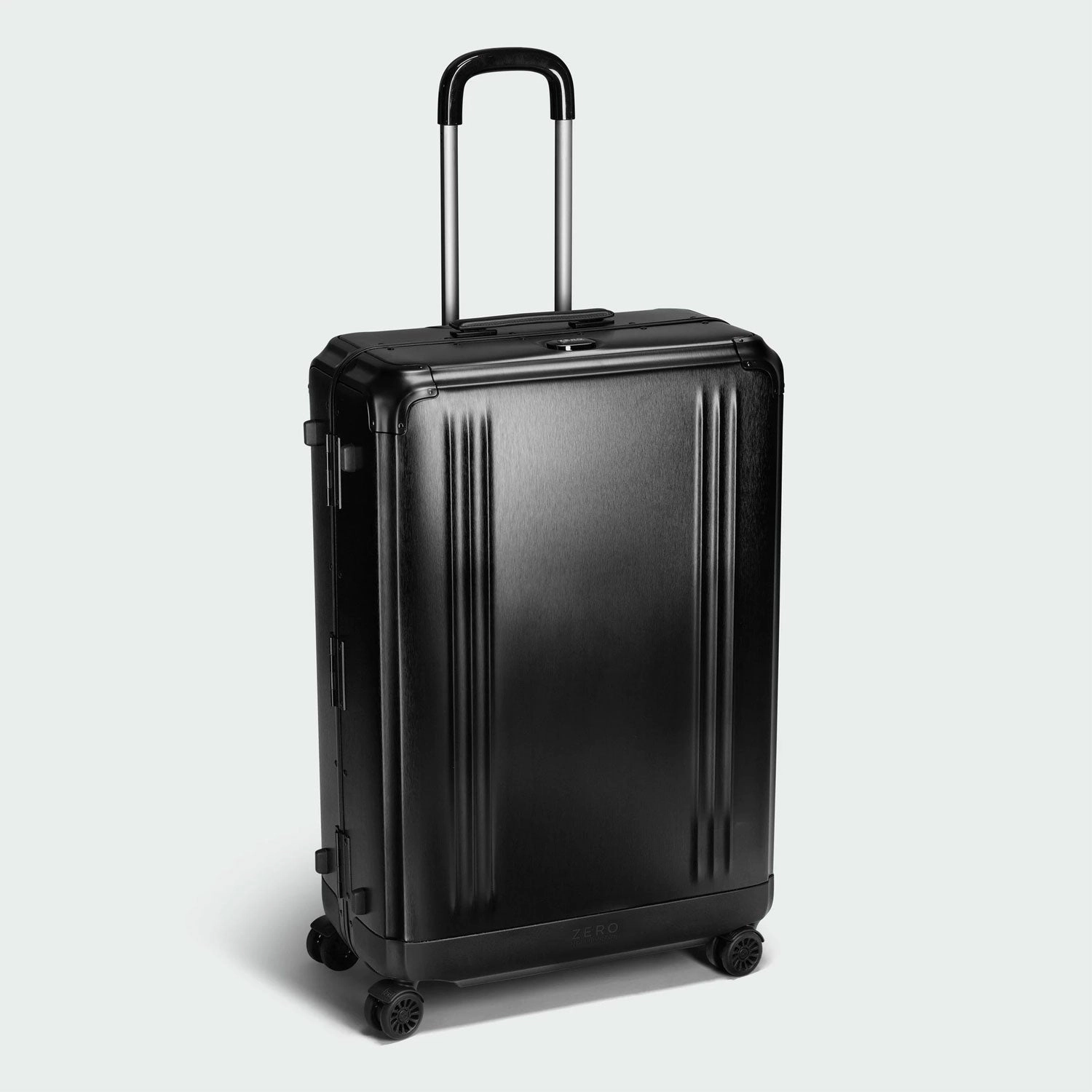 Zero Halliburton Pursuit Aluminum Large Travel Case