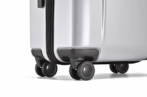 Zero Halliburton Zrl-22" Domstic Carry-On 4-Wheel Spinner, Silver